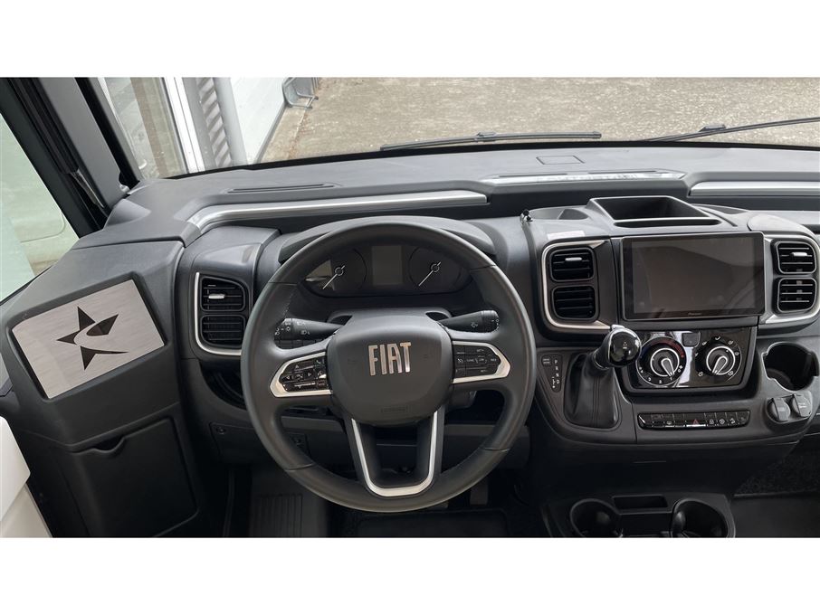 Autostar Premice I740 LC